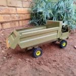 Tipper Truck 1/16 (Khaki) - Tough Metal Toys - Image 3