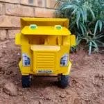 Tipper Truck 1/16 (Yellow) - Tough Metal Toys - Image 3
